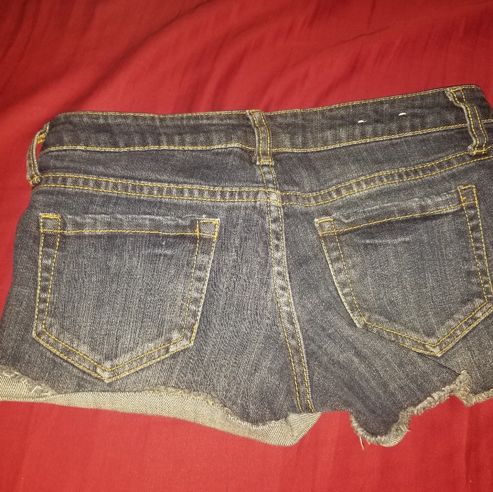 Jean shorts - Picture 2 of 3